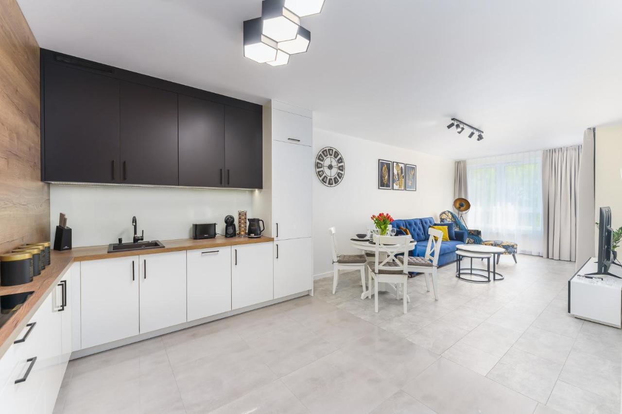 Apartamenty Adyl Platany Kolobrzeg Exterior photo