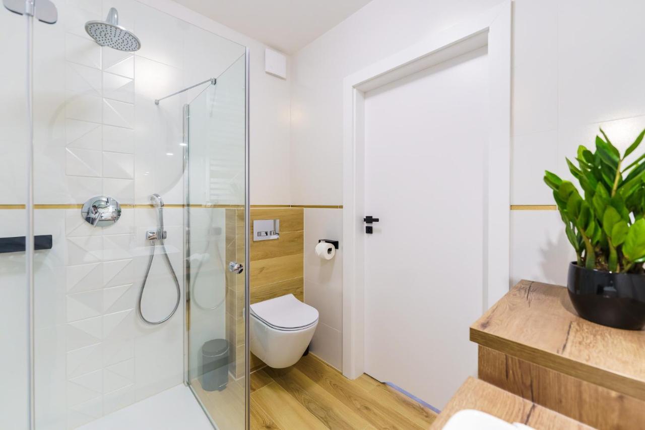 Apartamenty Adyl Platany Kolobrzeg Exterior photo